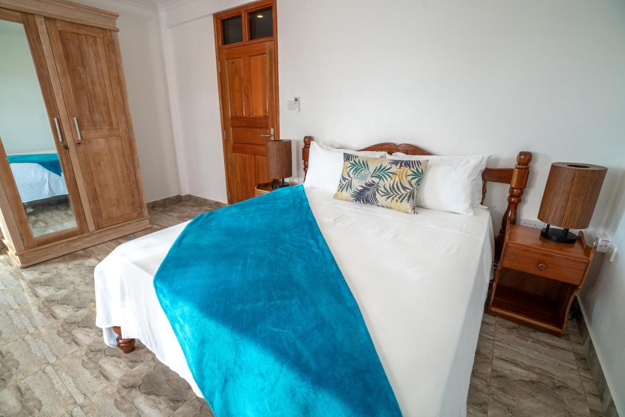La Belle Residence Self Catering Accommodation Beau Vallon  Bagian luar foto