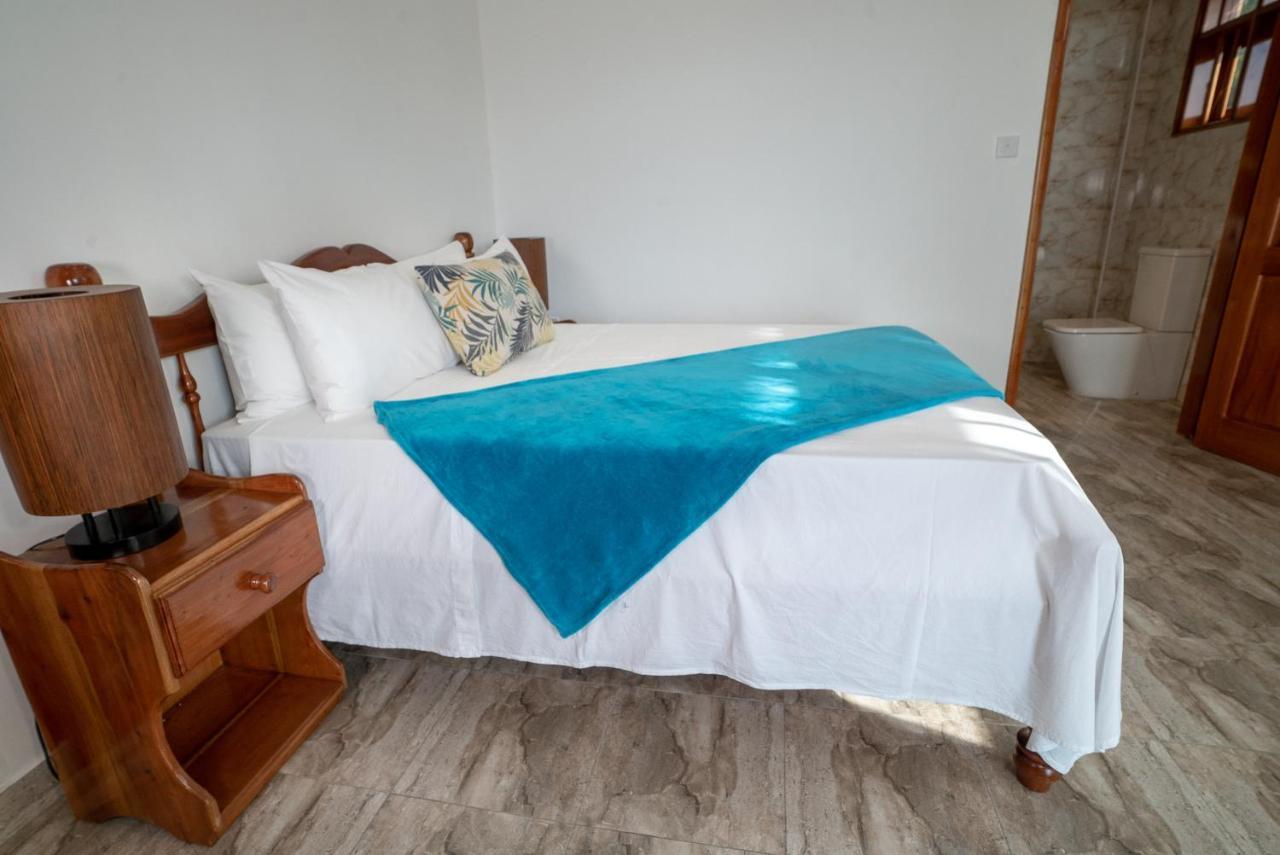 La Belle Residence Self Catering Accommodation Beau Vallon  Bagian luar foto